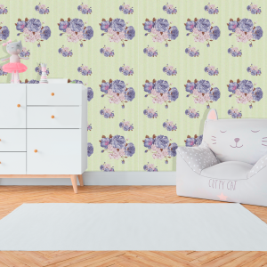 Blumige Tapete mit lila Rosen