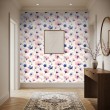 Papier peint floral design moderne fleurs aquarelle tons roses et bleus fond beige clair