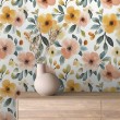 Papel pintado floral diseño moderno flores acuarela en tonos amarillo y melocotón fondo blanco